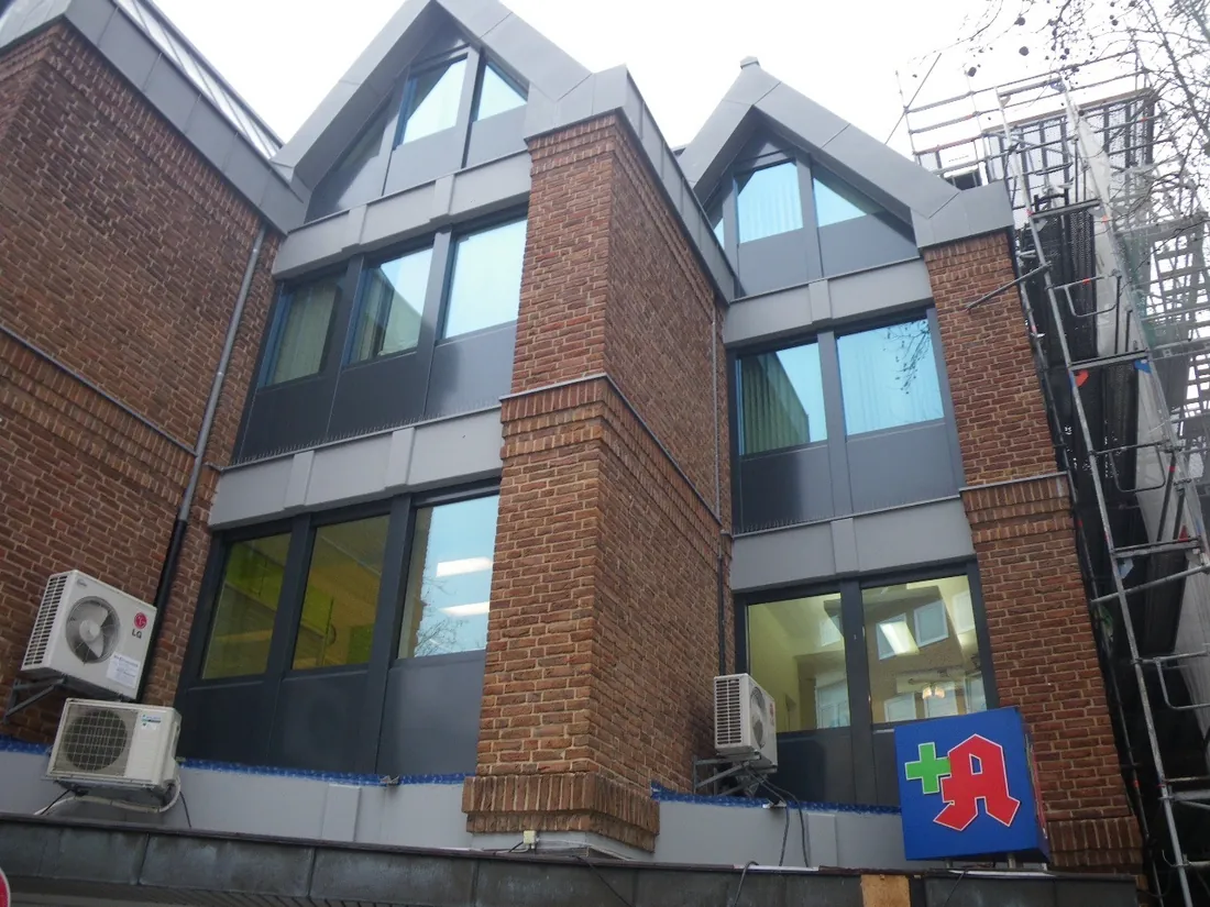 Aluminium facade in Hamburg after the refurbishment
